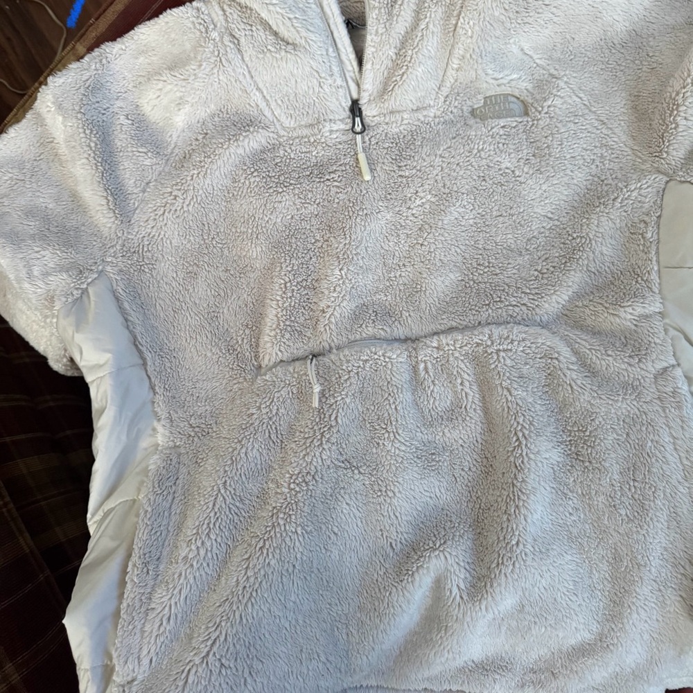The North Face Women's Cream Teddy Jacket